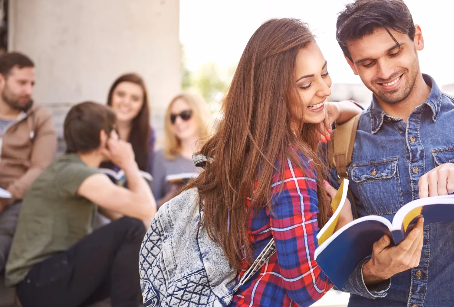 Polizas Educativas Sura Asegura el Futuro de Tus Hijos